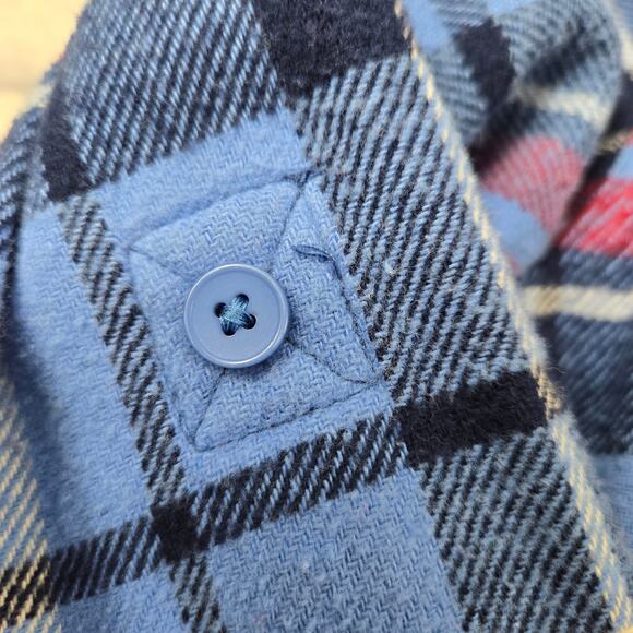 Women's Old Mill Blue Plaid Flannel Shirt Soft Cozy Medium Weight size Medium - Picture 10 of 12
